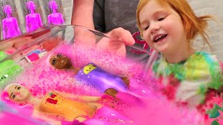 BARBiE SPA MAKEOVER!! Purple Color Reveal Magic! a pretend swimming pool spa inside our house 💅