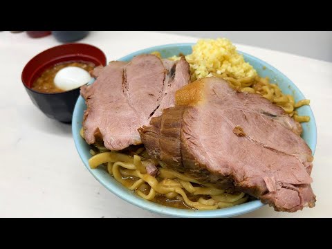 チャーシューがすごい二郎系ラーメン【俺の生きる道 柏店】