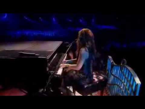 Sarah McLachlan plays "Answer" - LIVE