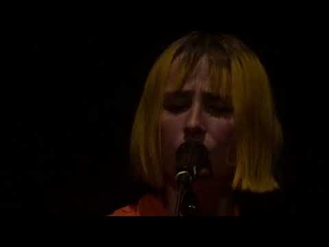 Tessa Violet  - Good things go bad/Bad ideas/Liabilty (Live at Melkweg)