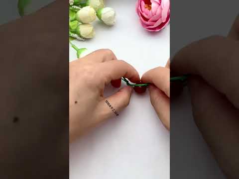 Tips for tying pendants that are passed down from girl to girl, pendant jewelry knotting tutoria