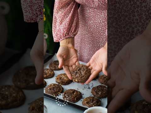 Best Fudgy Double Chocolate Chips 🍪 #shortvideo