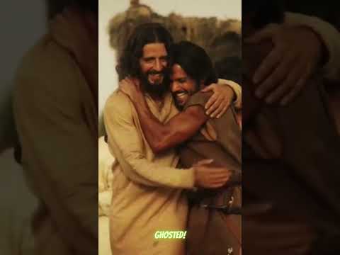 His hugs look so comforting🫂🤍 #jesuslovesyou #jesusisking #christiantiktok #jesuschrist