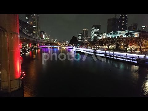 【大阪の旅】川辺のイルミネーション　夜景を楽しみます。冬は景色が清んでいます。