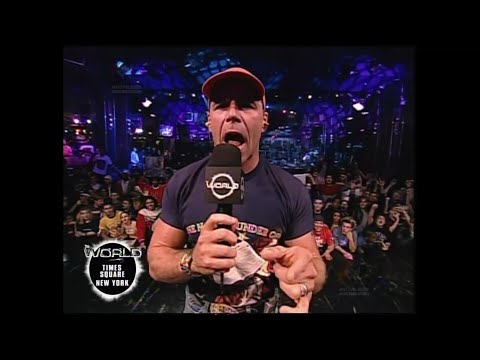 HBK is coming back! - RAW 21 October 2002