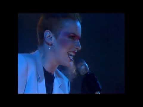 Sweet Dreams [ LIVE 1986 ] - Eurythmics