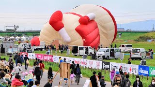 がんばれヤクルトマン！2024佐賀インターナショナルバルーンフェスタ　１日目。「バルーンファンタジア」。2024 Saga International Balloon Fiesta Day 1.