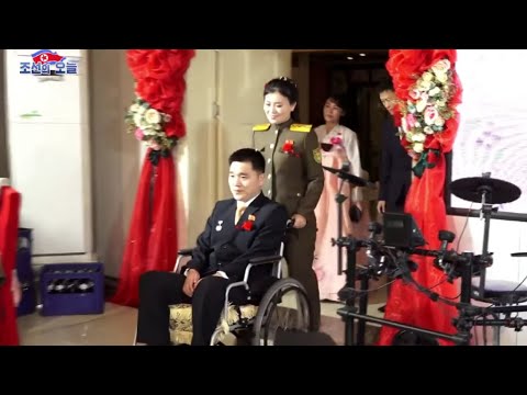 Love of a beautiful police officer in Pyongyang and a soldier with general paralysis