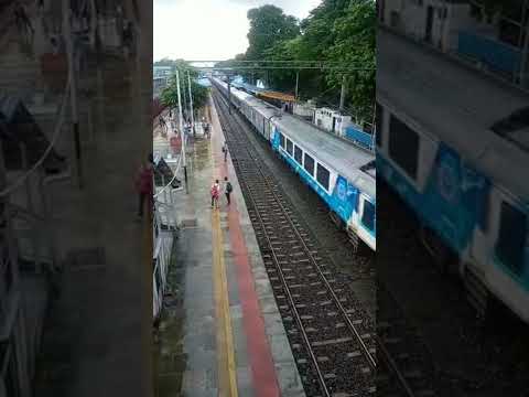 Mumbai Central Shatabdi Express At Amazing Video Over the Bridge Skip Station #shorts