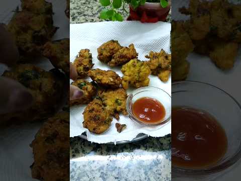 Chicken Pakora Street style | Chicken keema pakoda | Ramadan Special #shorts #food #recipe #chicken