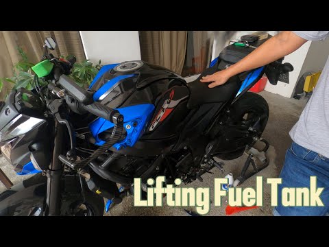 Lifting the Fuel Tank for Suzuki GSX-S750 to access Air Filter and others