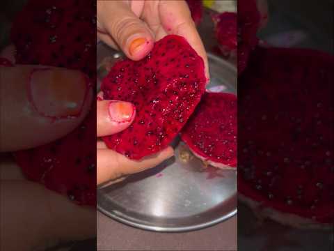 Yummy dragon fruit #seasonalfruit #pink #dragonfruit #fruits #shorts #explore #viral #trending #yt