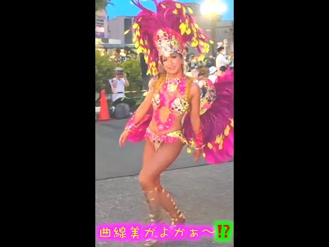 💐花娘サンバフェス2024🉐曲線美がよかぁ〜❗️❓八発目💃魅惑的な美人ダンサー達の美顔美体！夜の銀座！花小金井❣️刺激的なビックリダンサー💃踊り魔くる圧巻🛡️４K高画質縦情熱サンバ〜💥アハスタォン👙