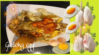 Garlicky fried egg#food#asmr #asmrfood #cooking