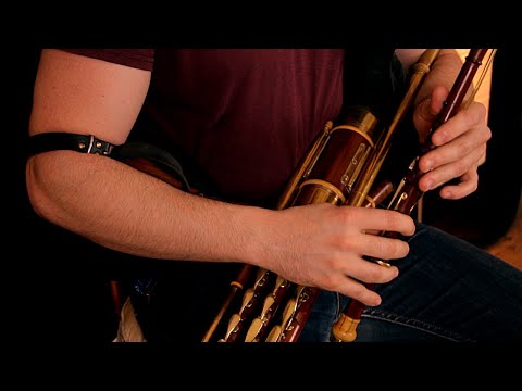 Uilleann Pipes (Jigs) East of Glendart & The Knockmore Jig