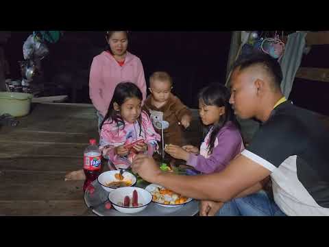 น้องธันวาเริ่มพูดแล้ว กินส่งท้ายปีเก่าต้อนรับปีใหม่ย่างลูกชิ้น ยามค่ำคืน สุดท้ายของปี