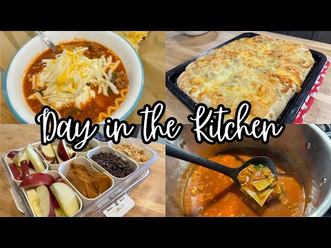 Fall Day In The Kitchen || Cozy Cook & Clean With Me