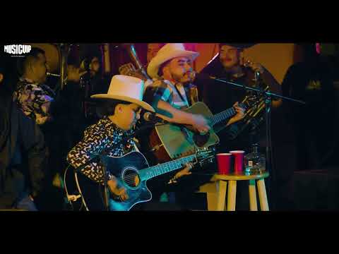 Los Del Roble - Versos De Mi Alma (Video Oficial)