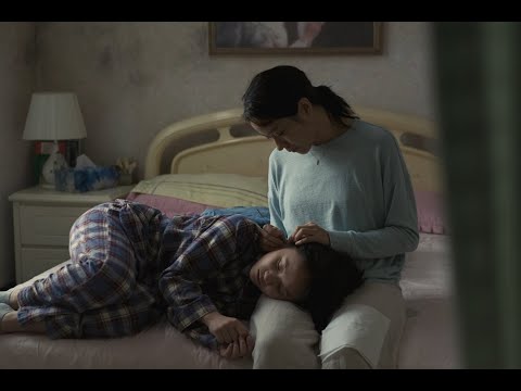 電影543：【美國女孩】影評/家人間的關係，就是如此矛盾且奇妙