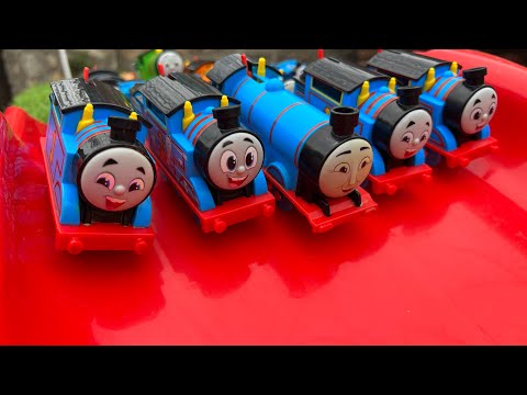 Looking for Thomas & Friends toys | Thomas The Train & Friends swimming in the pool