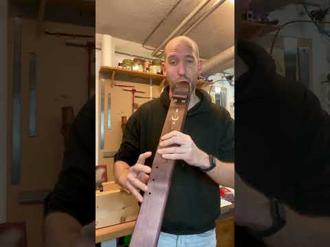 Testing the dynamics of a bass drone flute #432hz #vibration #flute #droneflute #bassflute