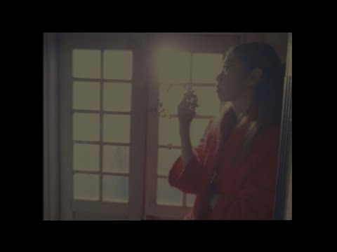 UA - Taiyo Te ni Tsuki wa Kokoro no Ryoute ni (Official Video)