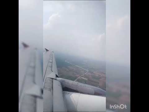 Flight take off and landing in 30 seconds.. ✈️ 🛫 #flight #takeoff #flightlanding#shortsyoutube#viral