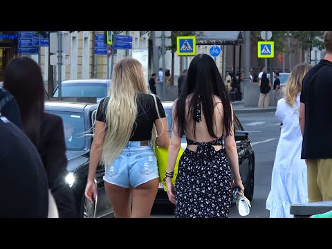 🔥 What is the reality of Russians? Moscow Walking Tour 🔥 Beautiful Girls 4K HDR