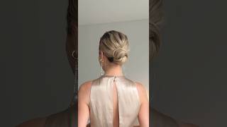 HOW TO CREATE A SIMPLE LOW BUN ❤️ #easyhairstyles #lowbun #hairtutorial