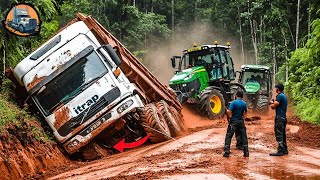 Death-Defying Logging Adventures: Heavy Equipment Fails Compilation - Heavy Machinery #56