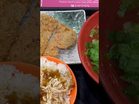 台湾のソウルフード 雞肉飯（ジーロウハン）＆滷肉飯（ルーローハン）🍚　#滷肉飯#ルーローハン#shorts