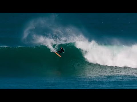 J-BAY PUMPING 8FT SUPER SESSION, JOHN PUTS ON A CLINIC WITH JORDY, ETHAN, JOAO AND MORE!