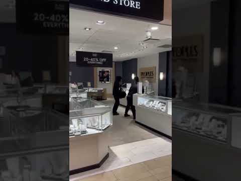 robbery peoples diamond store in canada