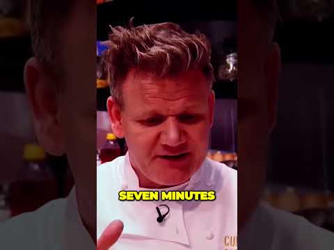 Gordon Ramsay | Masterful Knife Skills for Perfect Pork and Peppers #food #gordonramsay #cooking