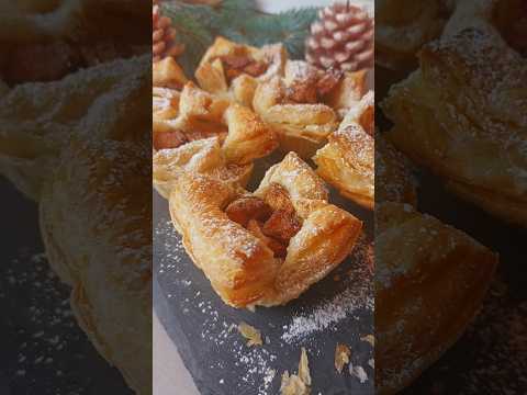 Desert rapid cu mere si aluat de foietaj #food #mancare #christmas #cake #recipe #shortvideo #shorts