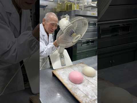 中卒から和菓子一筋70年のおじいちゃん！大福と紅白餅 Grandpa's Daifuku! 和菓子司 まるしん