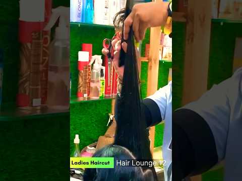 Ladies Haircut || Medium hair length @Mr.Max #viral #shorts_video #viralvideo #youtube #ytshorts