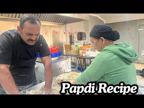 Papdi Recipe | पापड़ी रेसिपी | Papdi Recipe For Chaat | Khasta Papdi Recipe By Chef Khursheed Alam