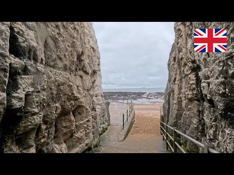 Gorgeous British Coastline Virtual Walk 🇬🇧 Relaxing Waves, White Noise ASMR