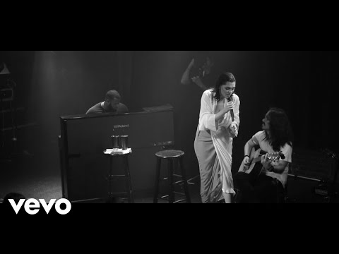 Jessie J - Price Tag (Live at the Troubadour)