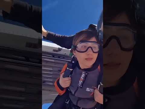 SKY DIVING in Abu Dhabi !!! #travelshorts #tanyakhanijowshorts