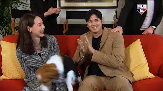 Shohei Ohtani's dog, Decoy, leaves couch as Ohtani wins NL MVP award 🤣