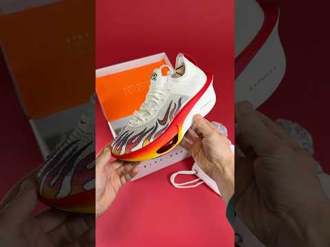 Unboxing the new Nike Alphafly 3 Ekiden edition! 🔥 Get yours from Pro:Direct Running!🌐