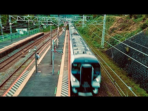 根府川駅　通過