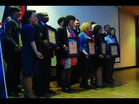 AFN Yongsan - AFN Korea Update - ACS was holding 2013 Volunteer of the Year Awards Ceremony