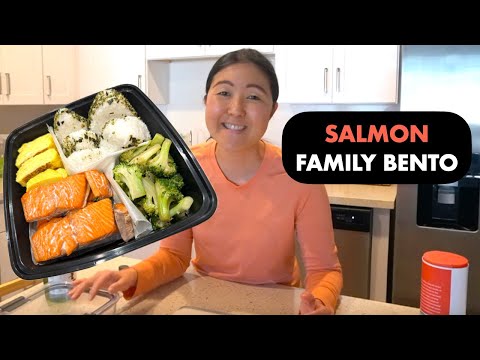 Simple Family Bento, Musubi, Salted Salmon, Tamagoyaki, Sesame Broccoli