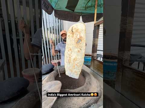 India’s Biggest Amritsari Kulcha😳🥵|| Indian Street Food