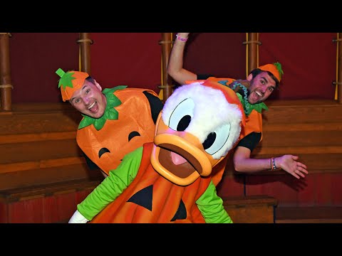 Walt Disney World Vlog | Day 3 | Mickey's Not So Scary Halloween | October 2022 | Adam Hattan