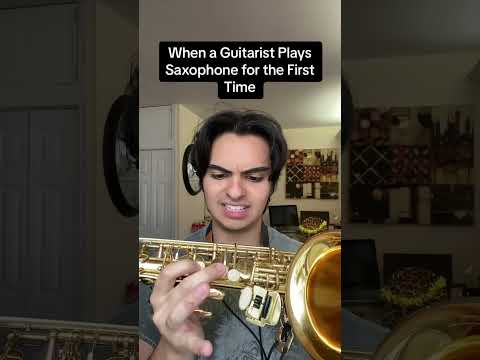 When a GUITARIST plays SAXOPHONE for the FIRST TIME 🎷