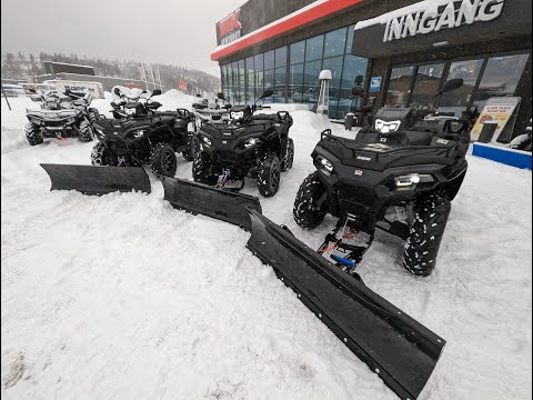 2024 Polaris 570 Black Edition med brøyteskjær